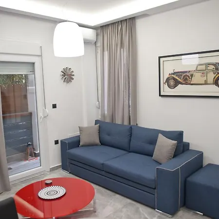 Iris Apartment *